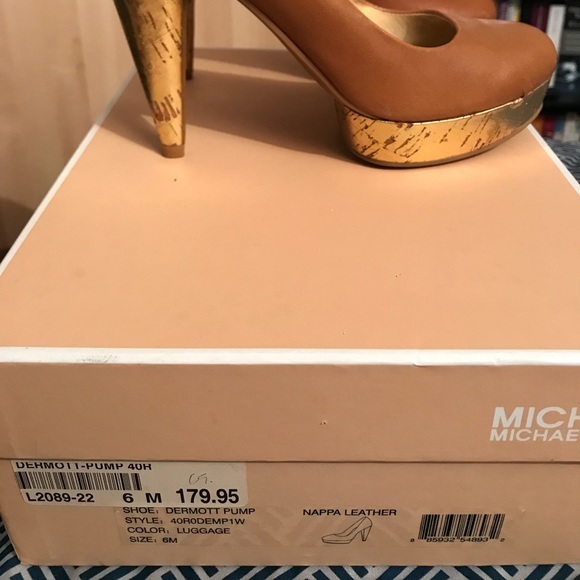 Michael kors heels - Picture 4 of 7